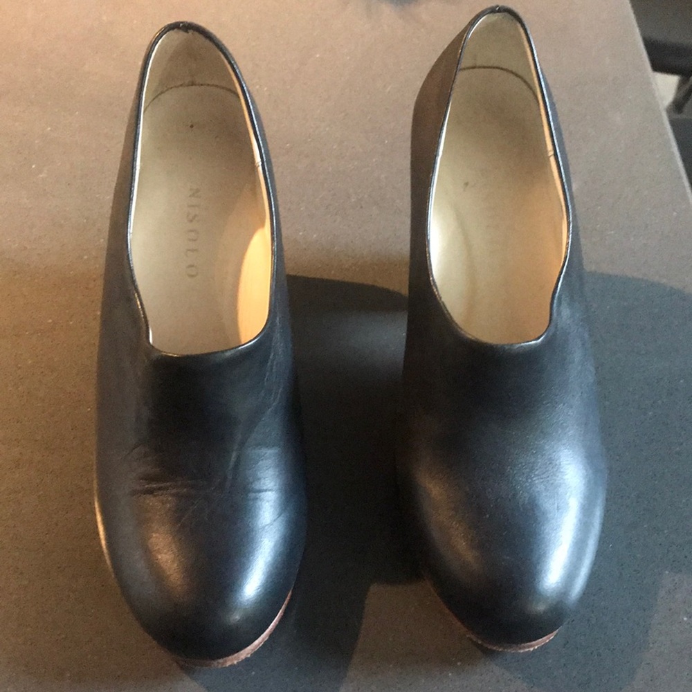 Nisolo Austin heels